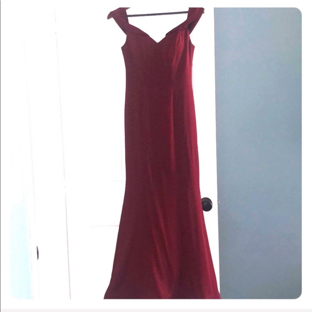 Burgundy Mermaid Off-The-Shoulder Dress - Picture 2 of 8
